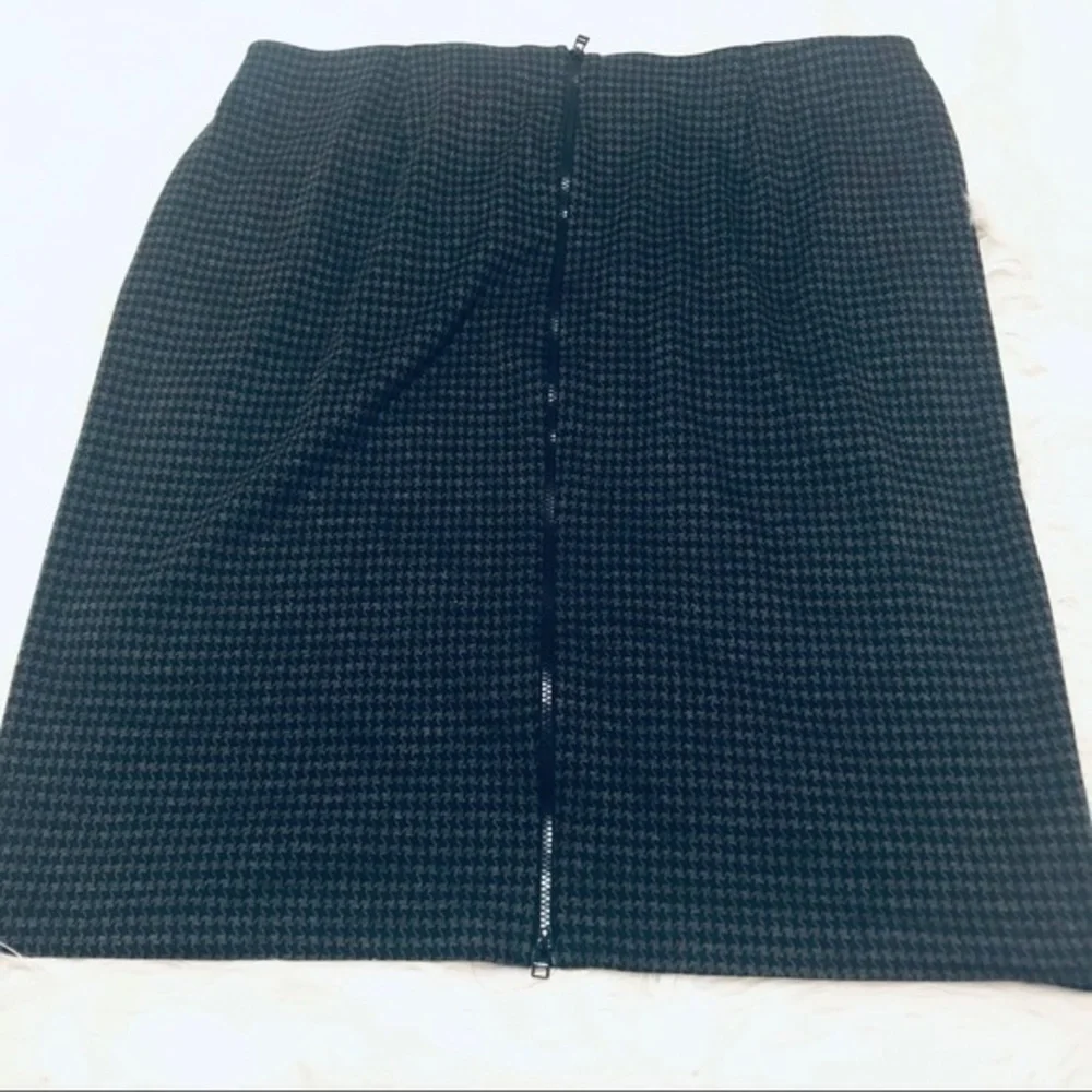 Lane Bryant herringbone pencil skirt - Picture 3 of 4